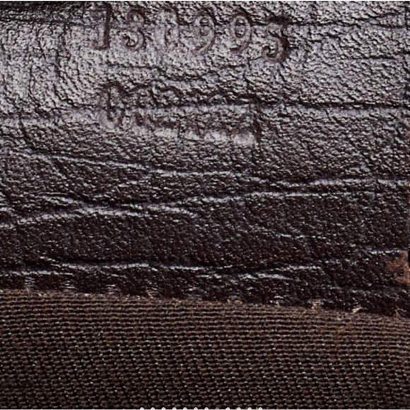 🔥Gucci Authentic Beige/Brown GG Canvas and Leather Shoulder Bag🔥 - Picture 9 of 11